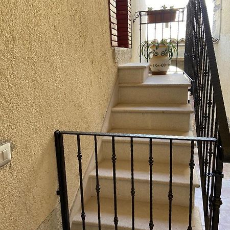 Bed and Breakfast Antico Borgo Fornelli Exterior foto